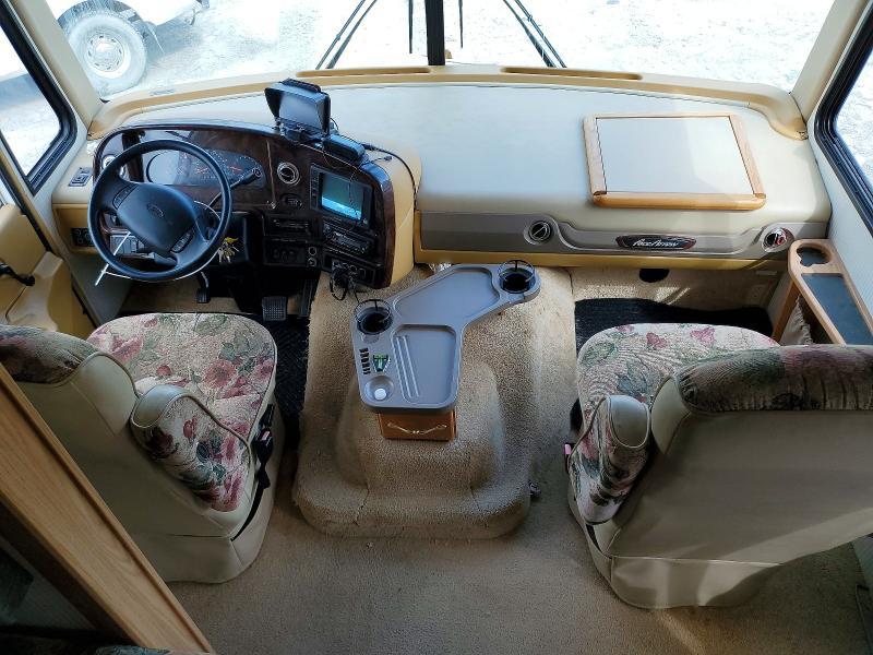 1999 Ford F550 Super