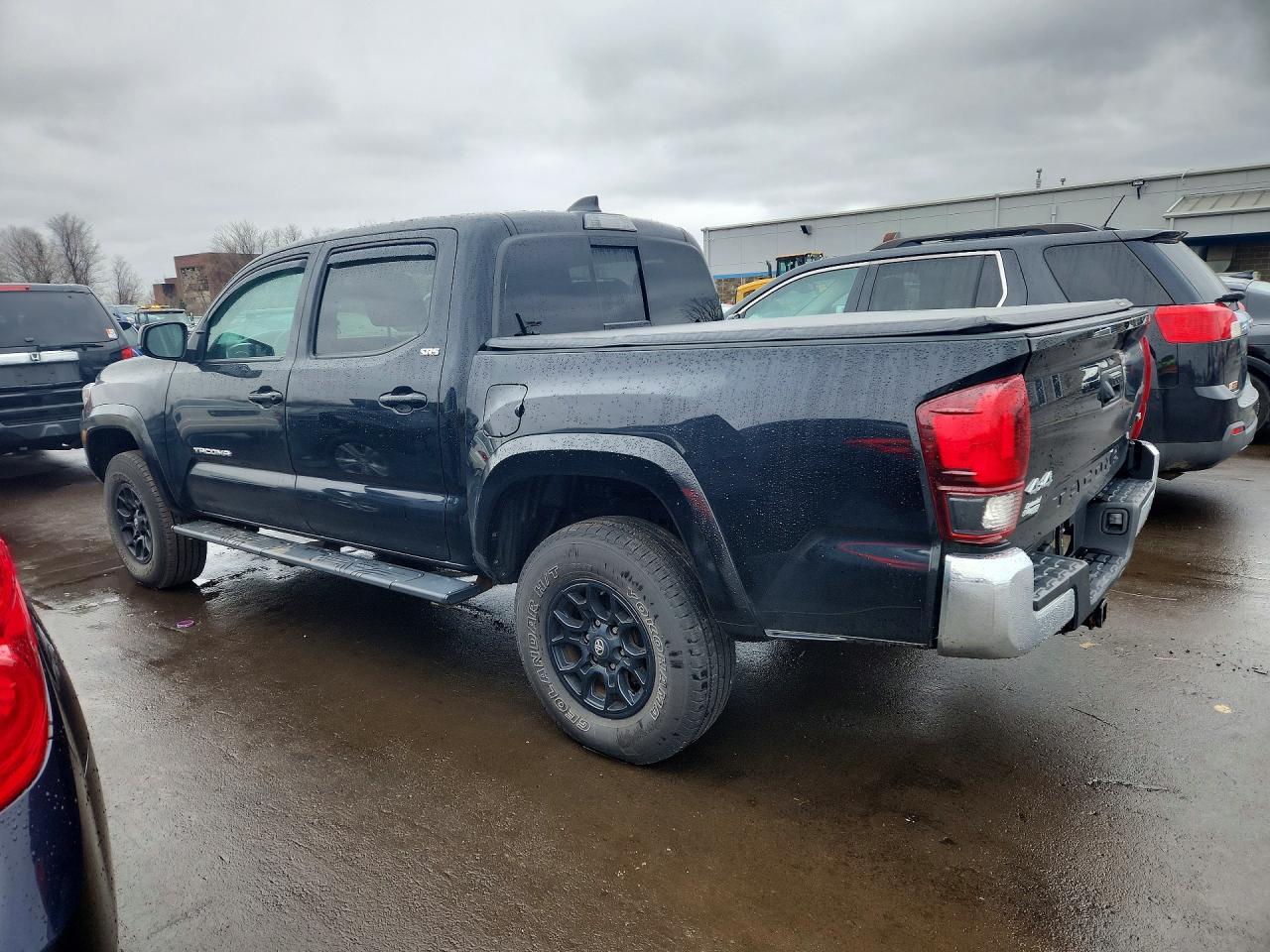 2022 Toyota Tacoma SR5 V6