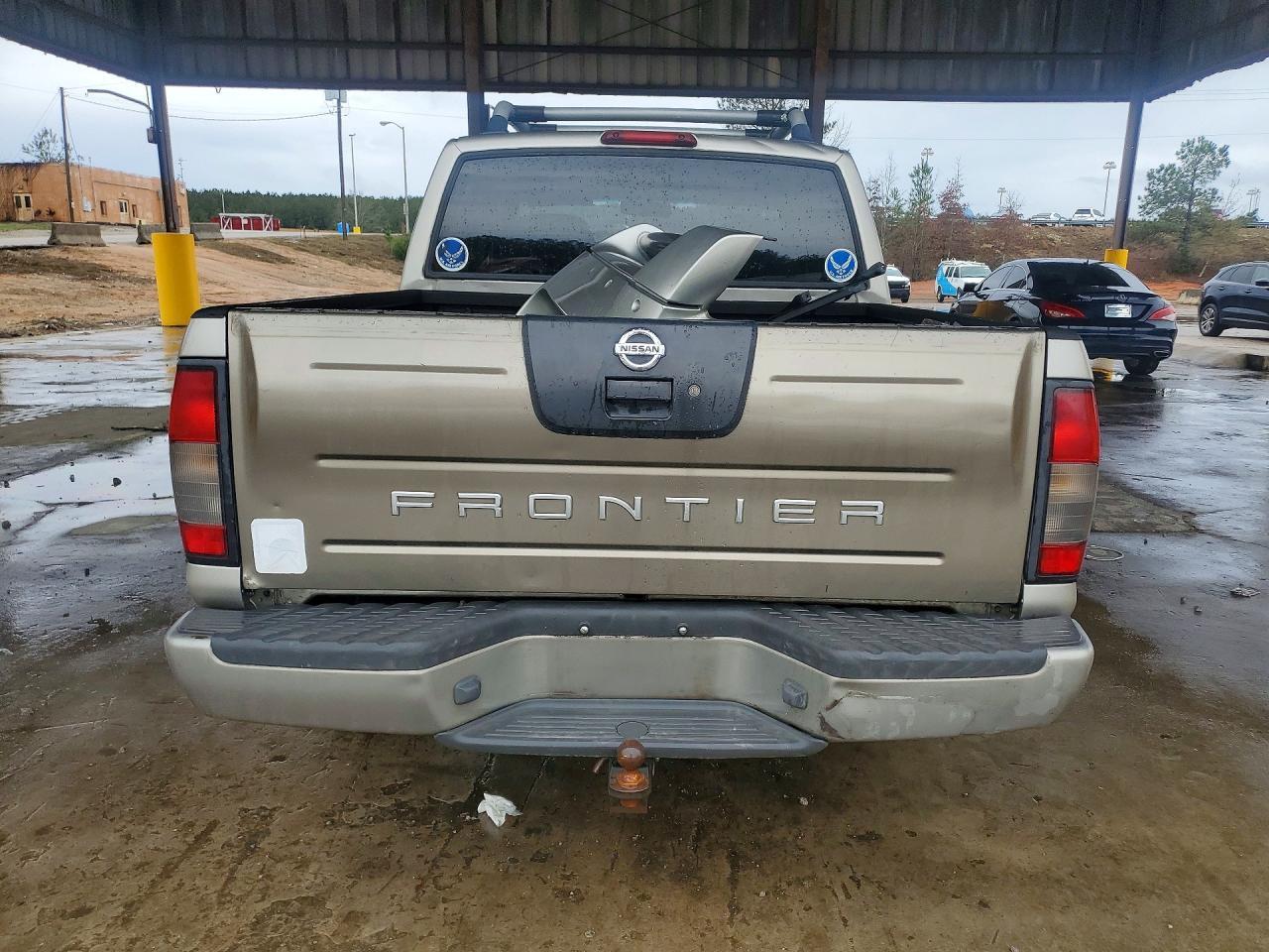 2001 Nissan Frontier XE