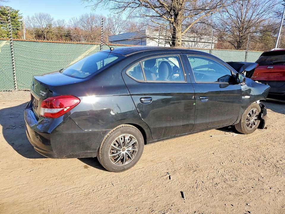 2017 Mitsubishi Mirage G4 es