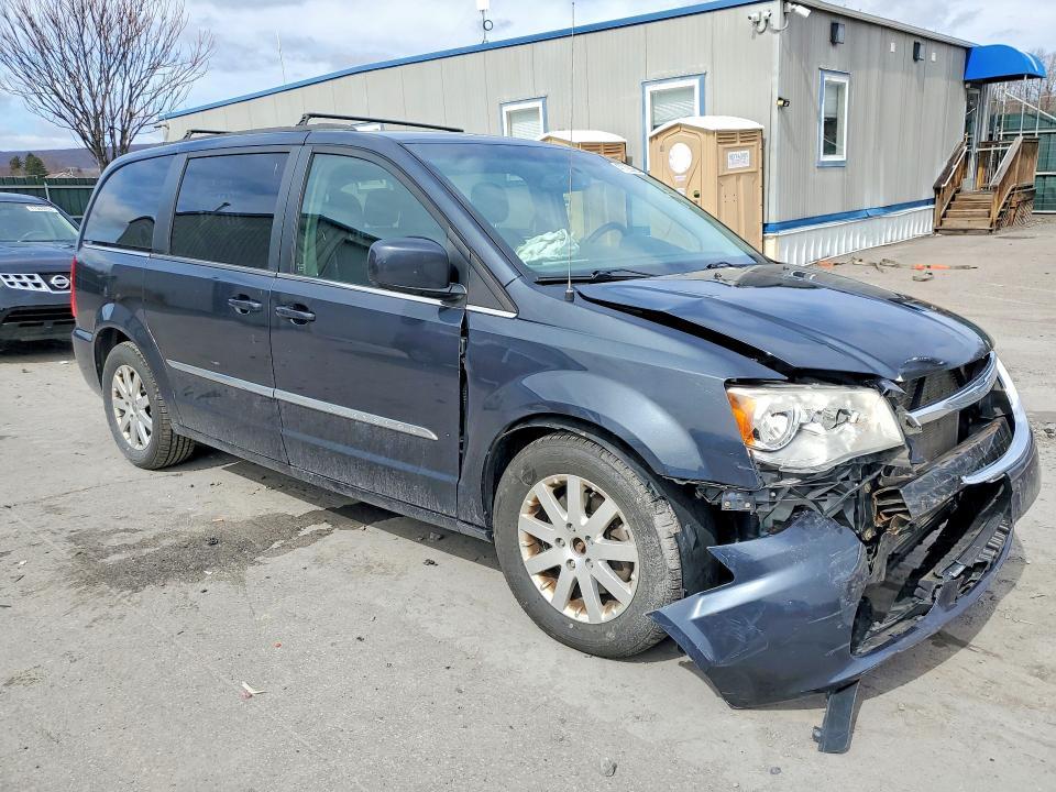 2014 Chrysler Town & Country Touring
