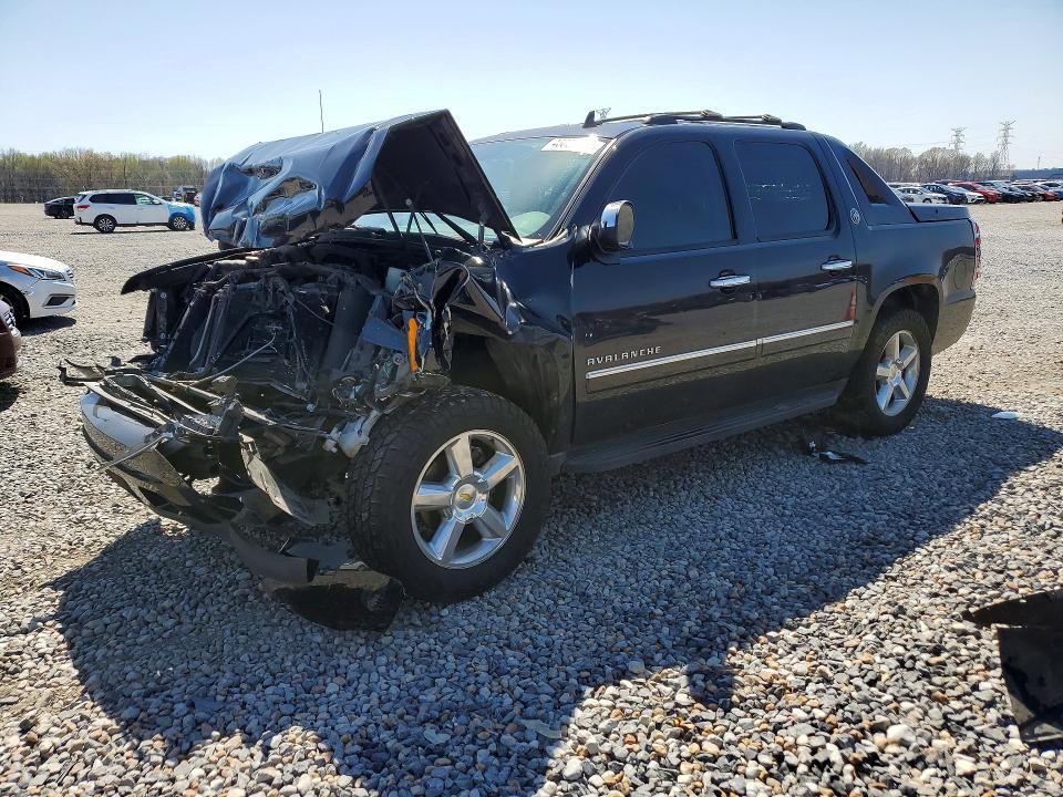 2013 Chevrolet Avalanche LTZ