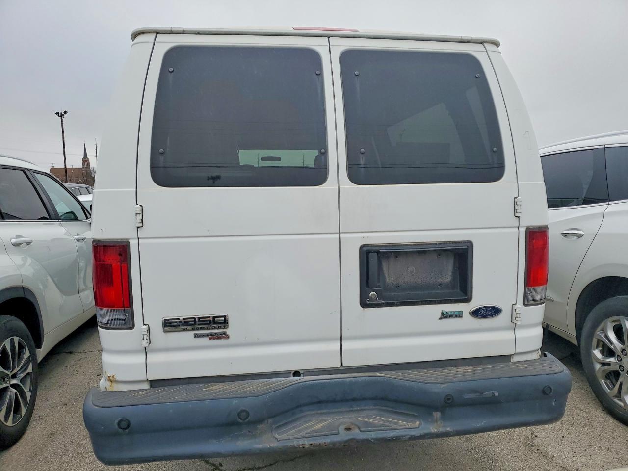 2009 Ford Econoline E350 Super Duty Wagon