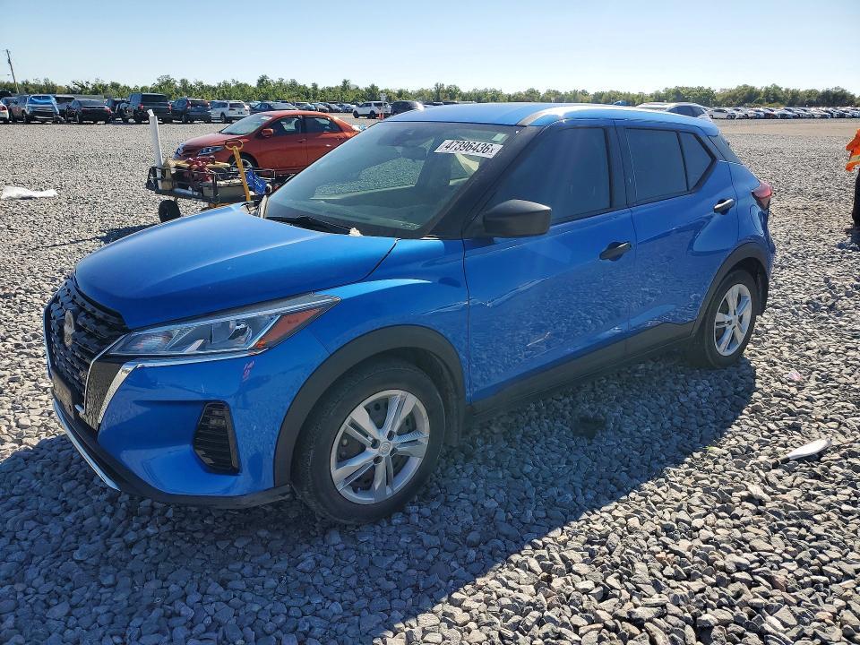 2023 Nissan Kicks s