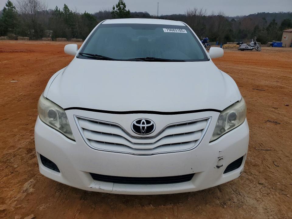 2011 Toyota Camry le