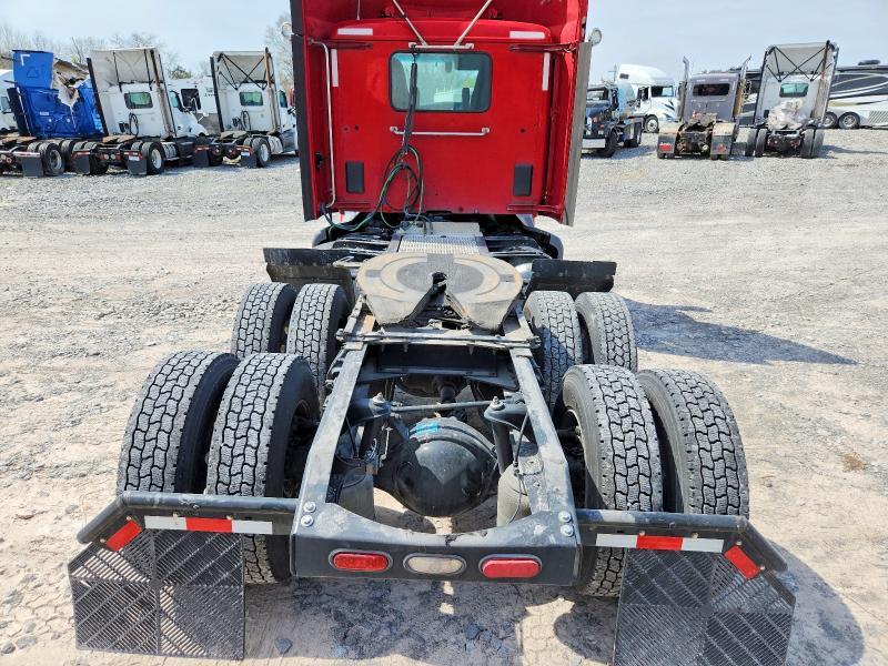 2021 Peterbilt 579 Semi Truck