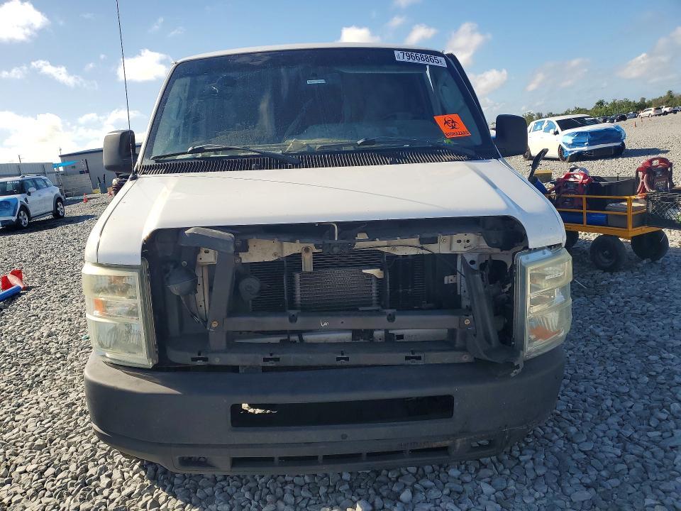 2014 Ford Econoline E250 van
