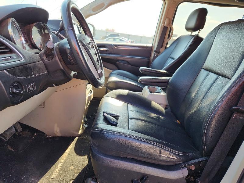 2014 Chrysler Town & Country Touring