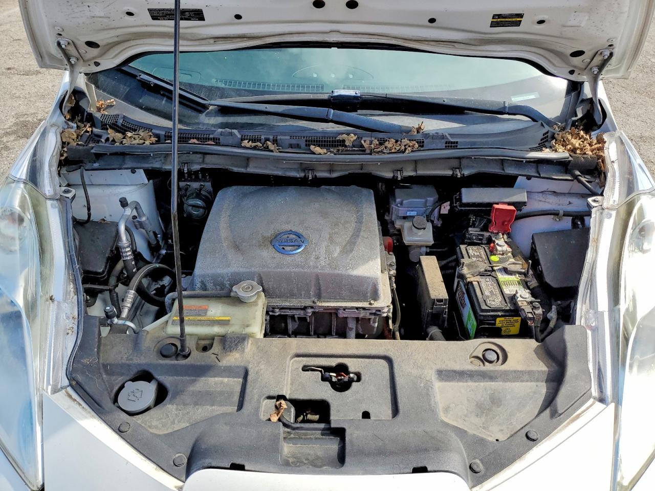 2013 Nissan Leaf s
