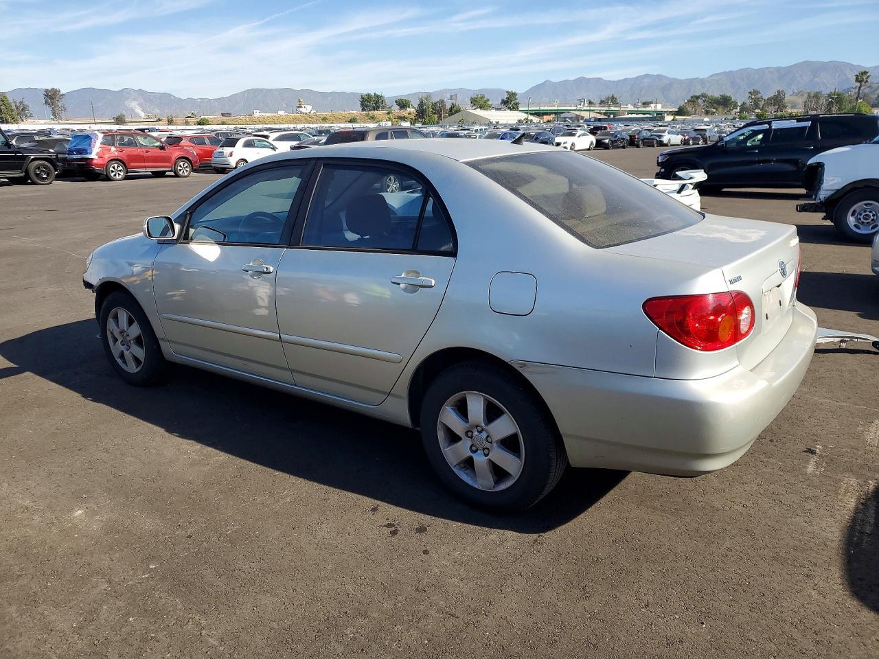 2003 Toyota Corolla le