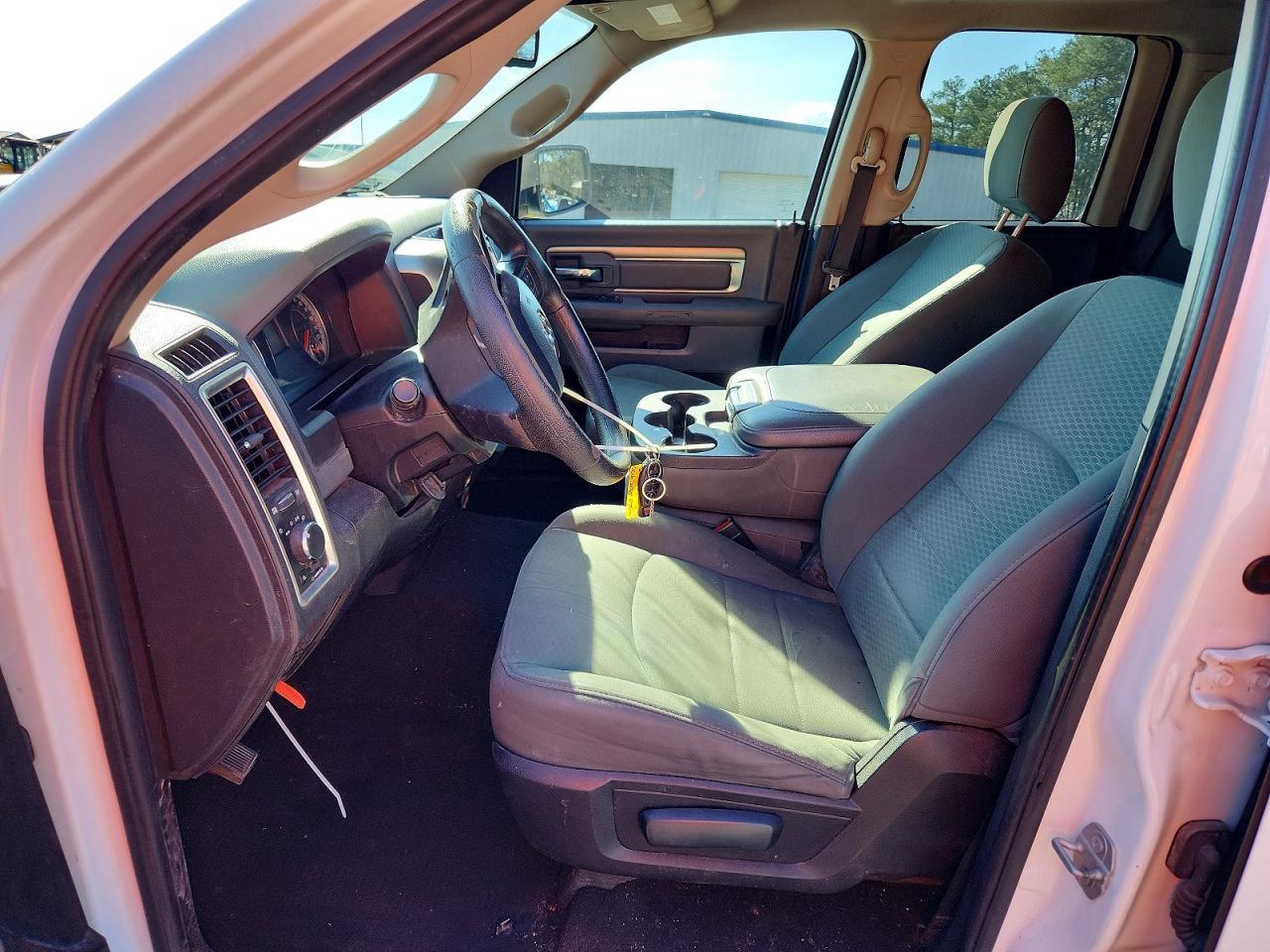 2016 Dodge RAM 1500 SLT