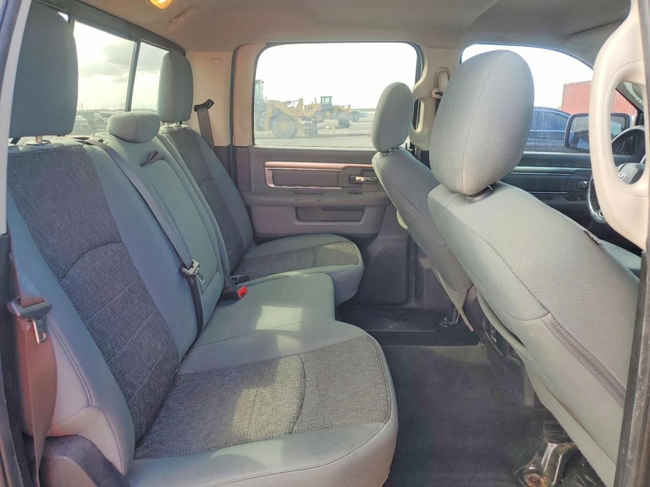 2015 Dodge RAM 1500 SLT