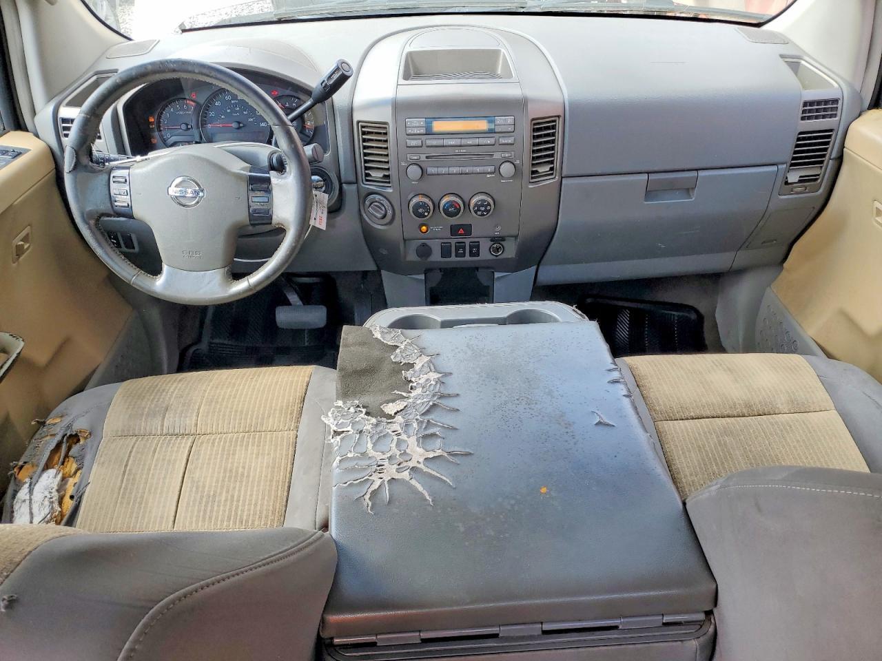 2004 Nissan Titan