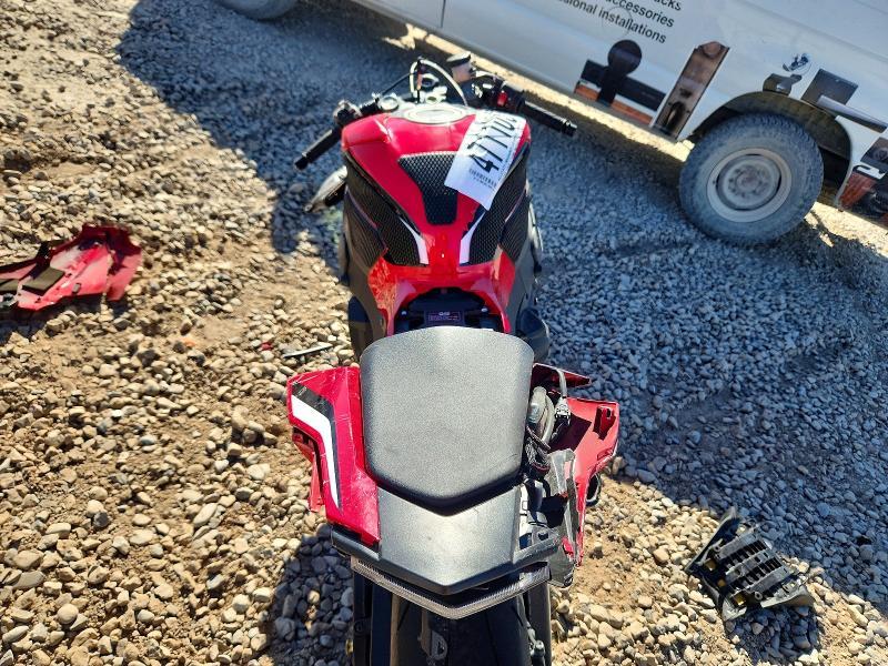 2021 Honda CBR1000 RA