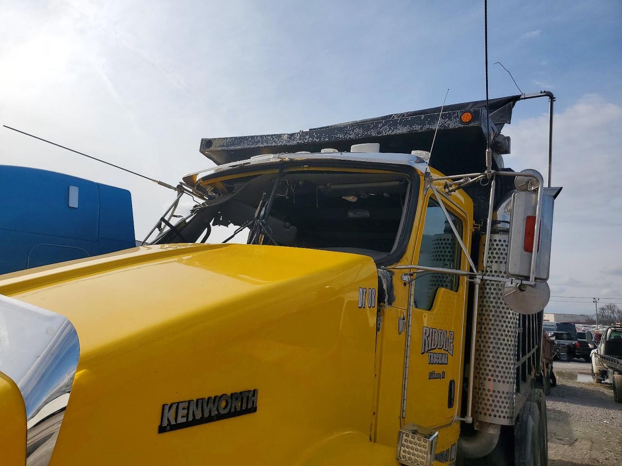 2007 Kenworth T880 Dump Truck