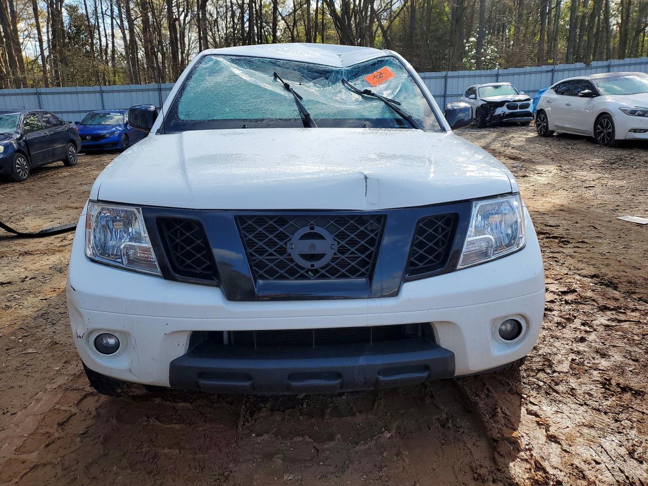 2021 Nissan Frontier SV