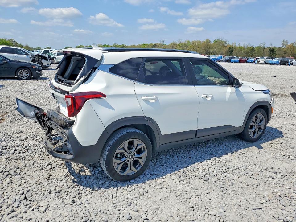 2024 KIA Seltos s