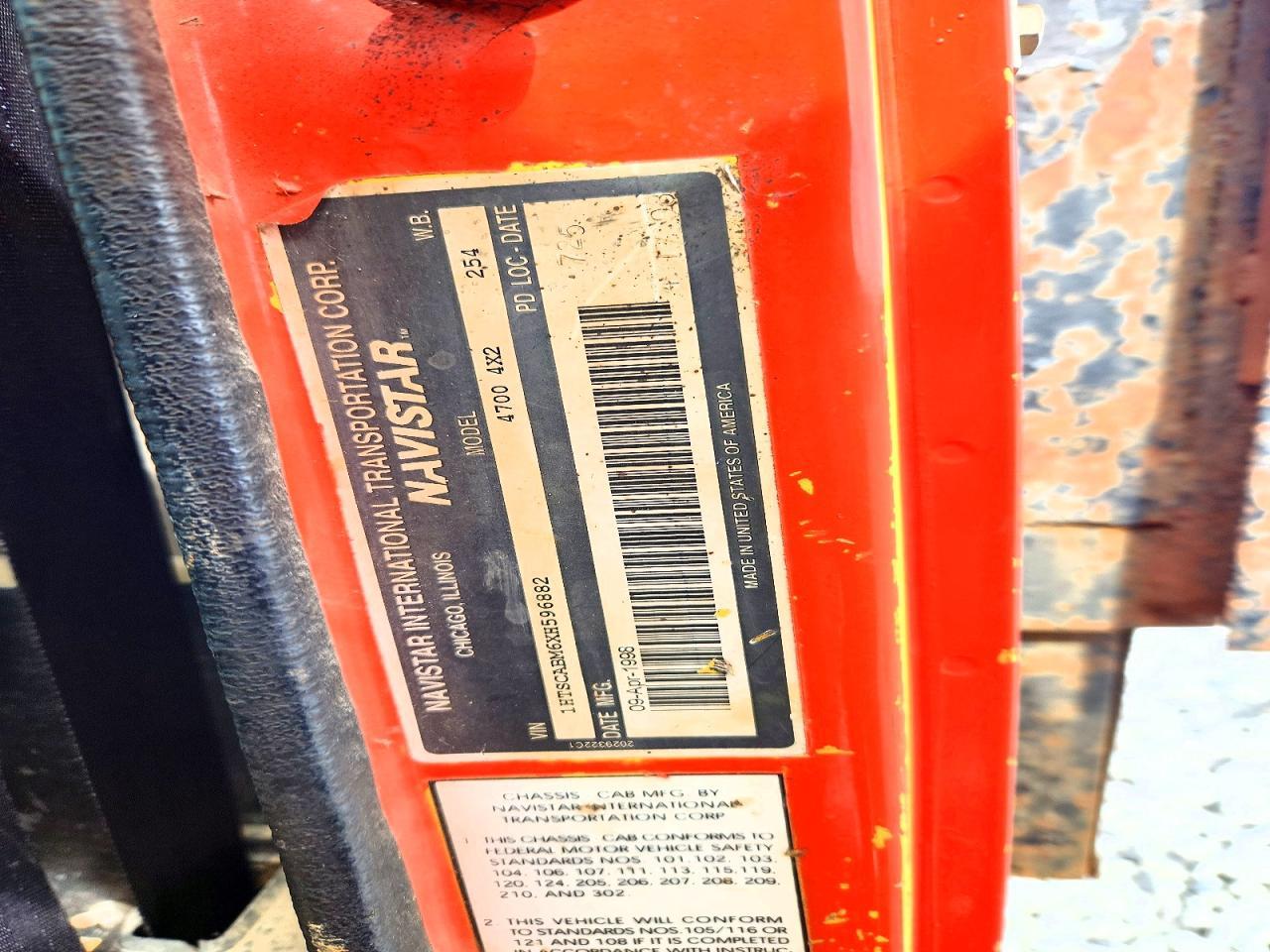 1999 International 4700 Flatbed Truck