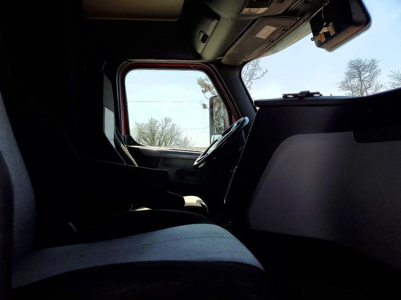 2020 Freigliner 2020 Freightliner Cascadia 126 Semi Truck