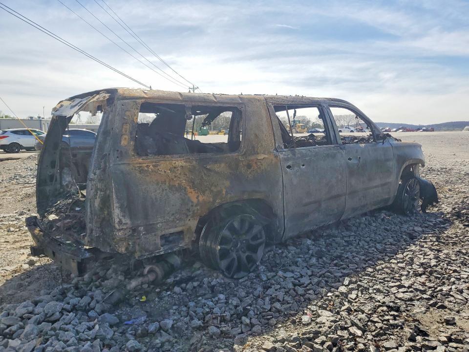 2015 Chevrolet Suburban C1500 lt