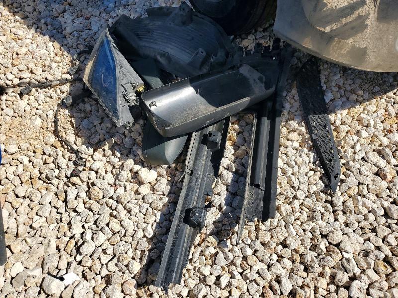 2022 Volvo VNL Semi Truck