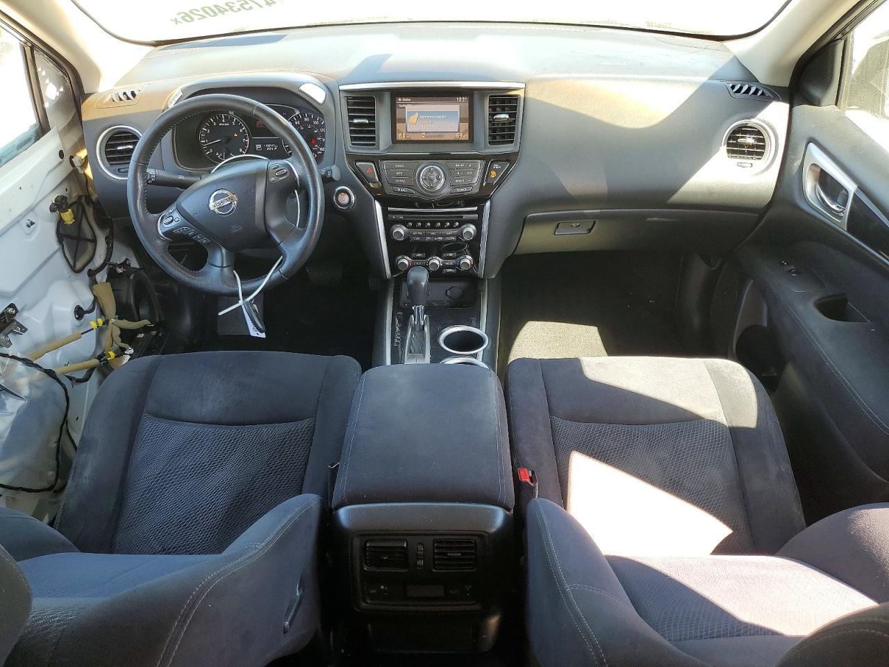 2013 Nissan Pathfinder s