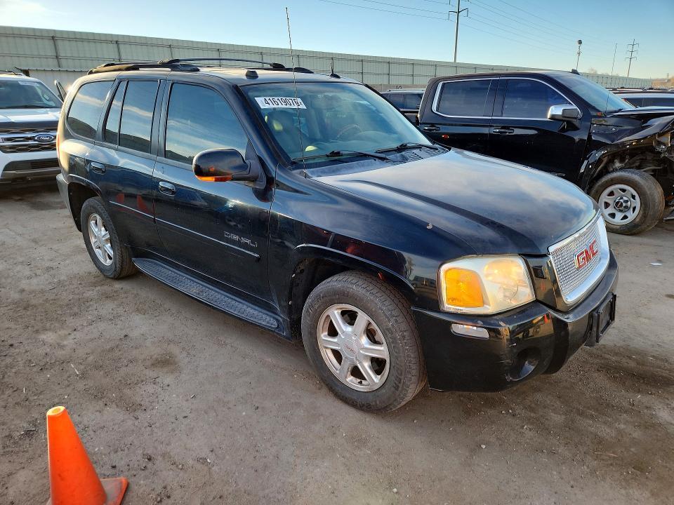 2005 GMC Envoy Denali