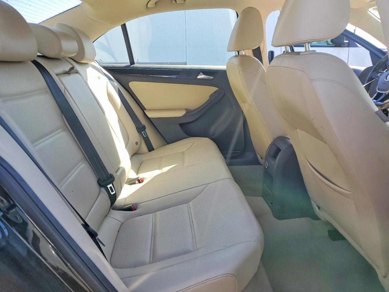 2016 Volkswagen Jetta sel