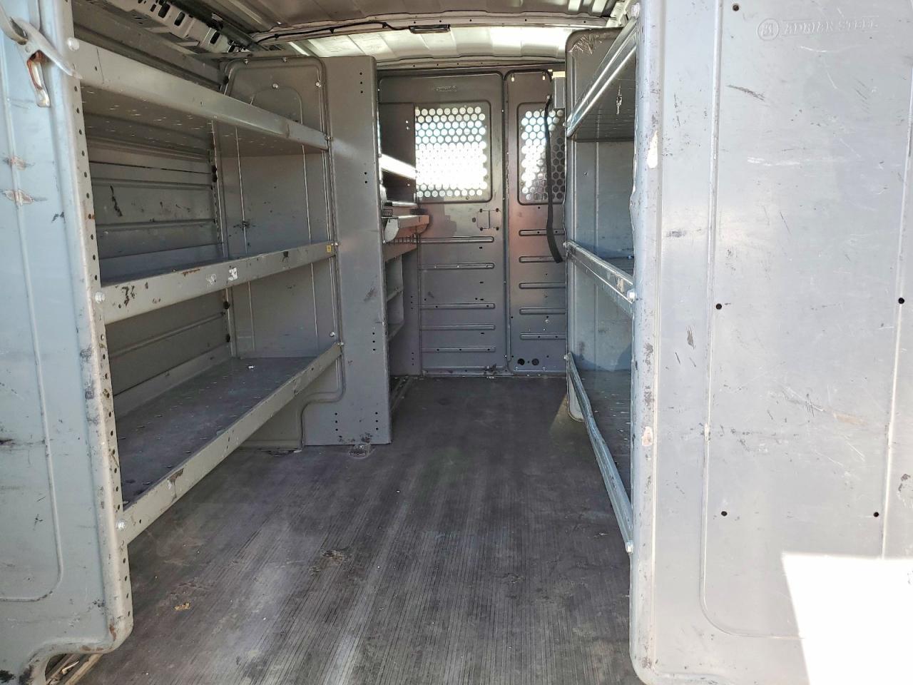 2016 Chev Rolet Express 2500 Cargo Utility / Service Van