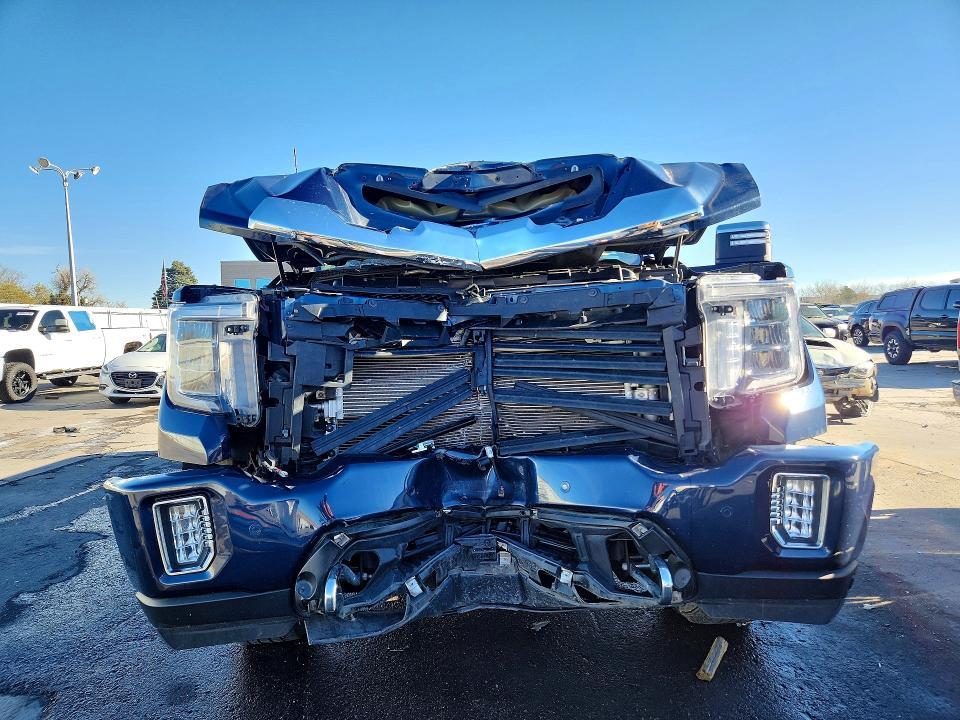 2022 GMC Sierra K3500 Denali