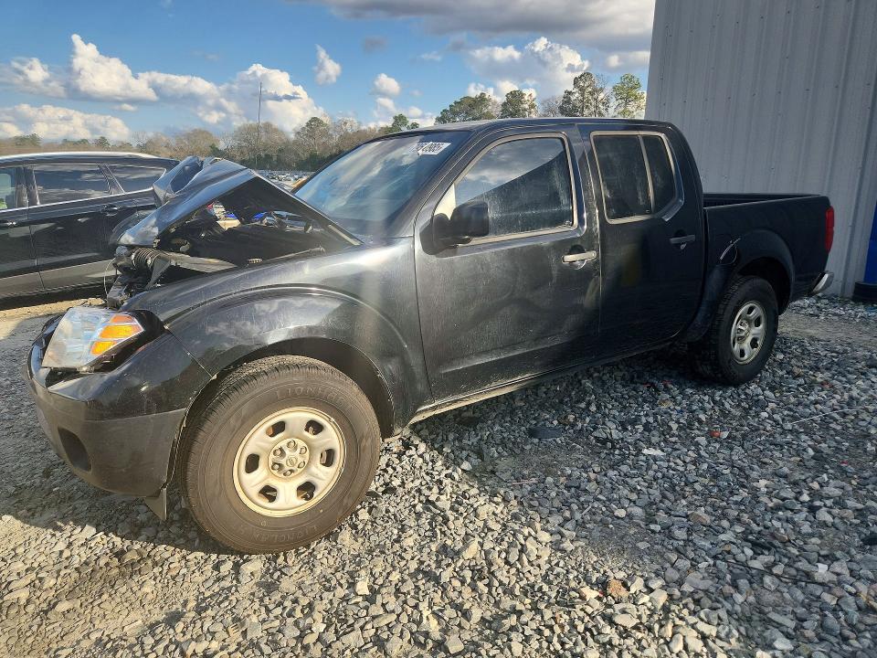 2016 Nissan Frontier s
