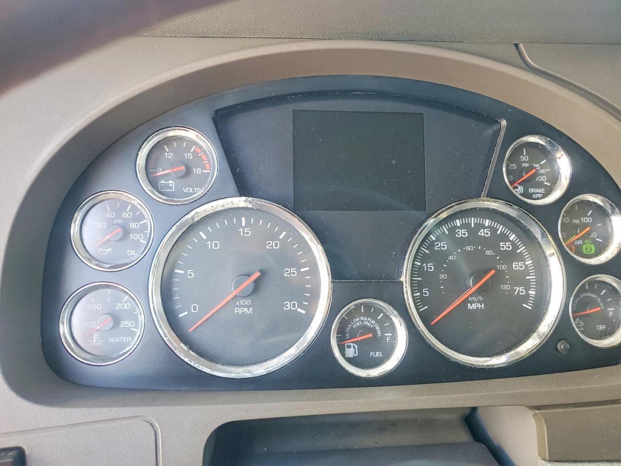 2016 Kenworth Construction T680