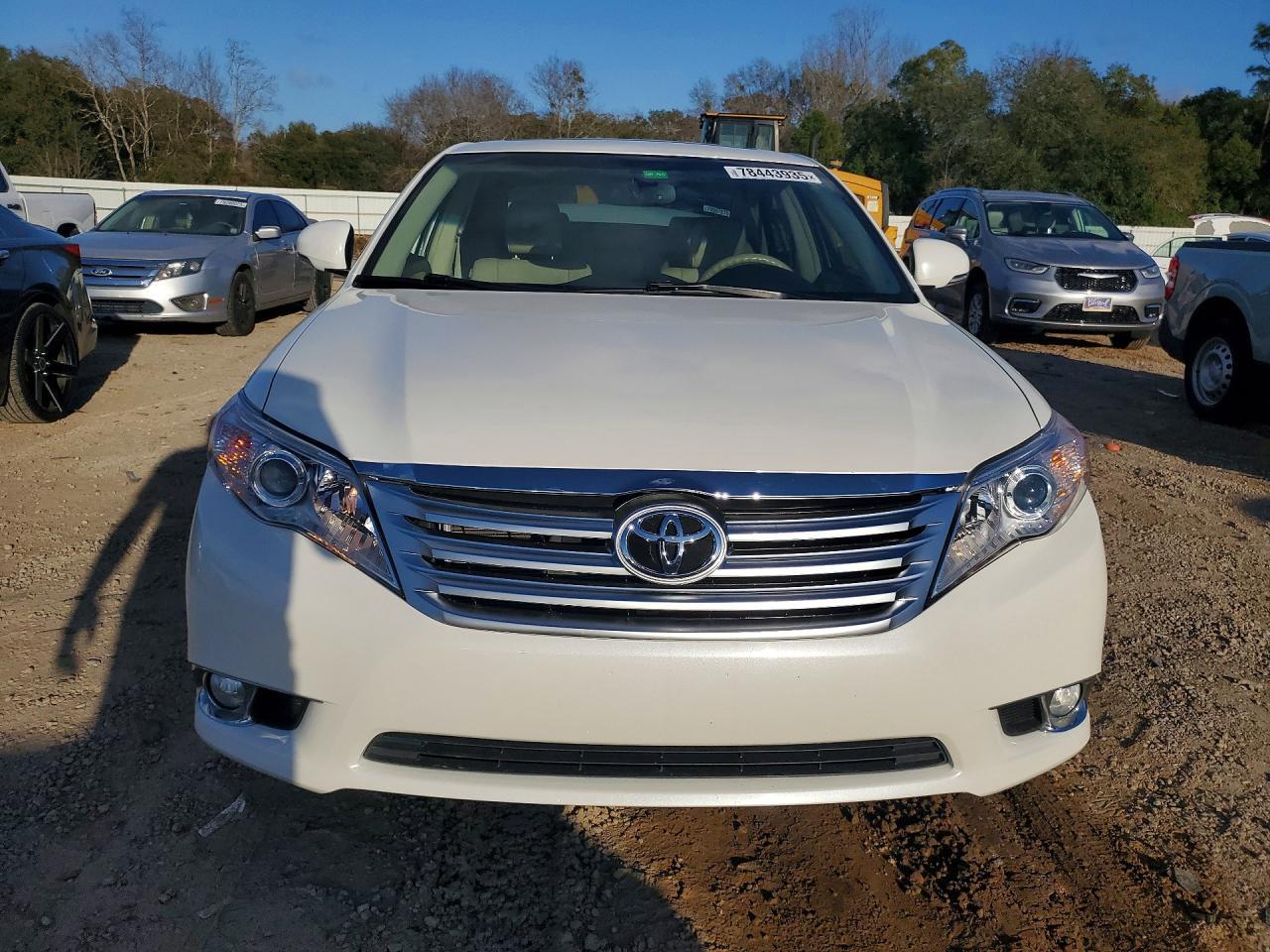 2011 Toyota Avalon Base