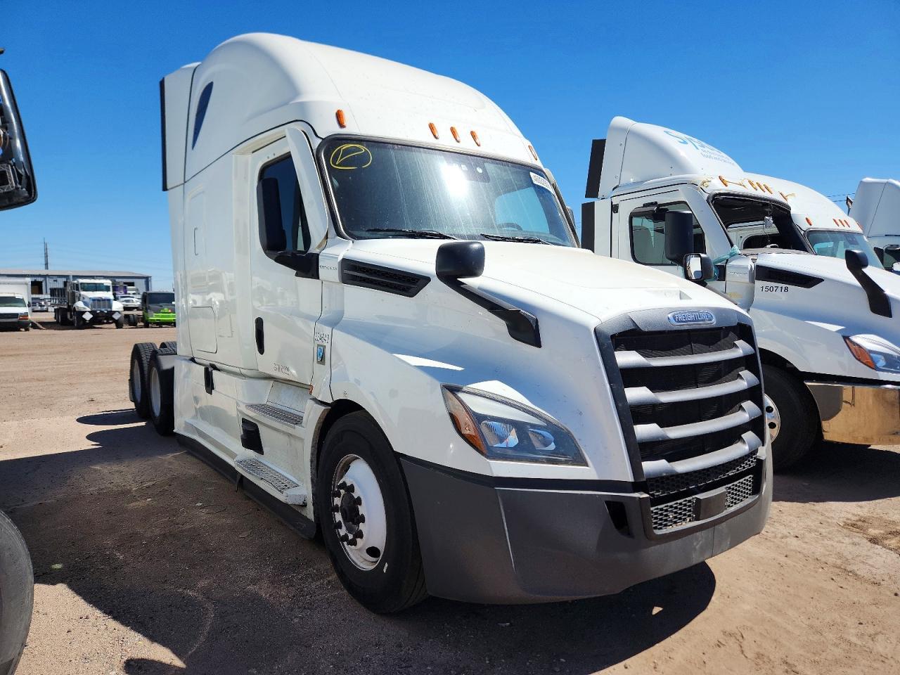 2021 Freigliner Cascadia 126