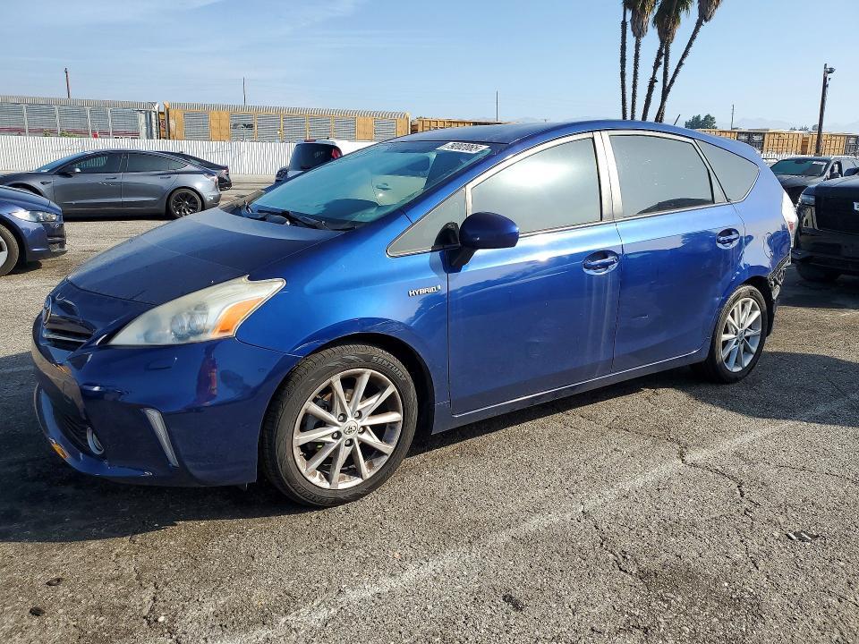 2012 Toyota Prius v Five
