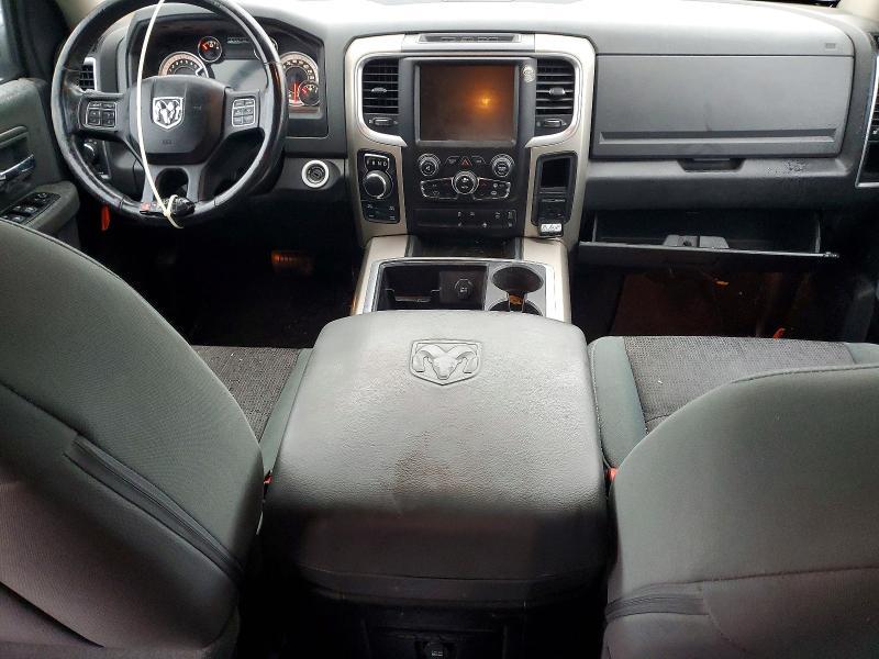 2015 Dodge Ram 1500 slt