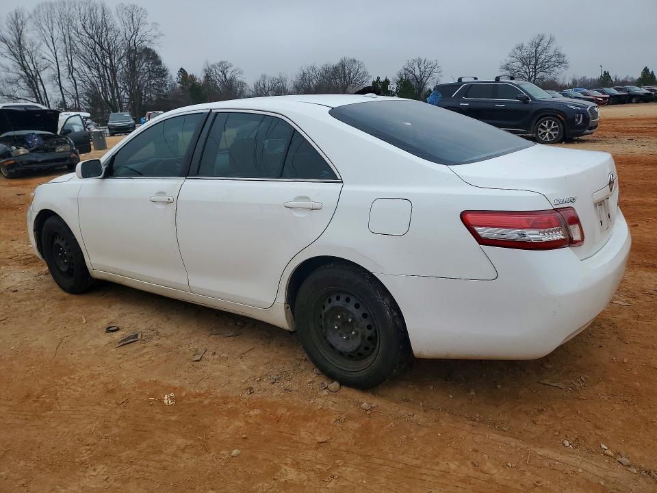 2011 Toyota Camry le