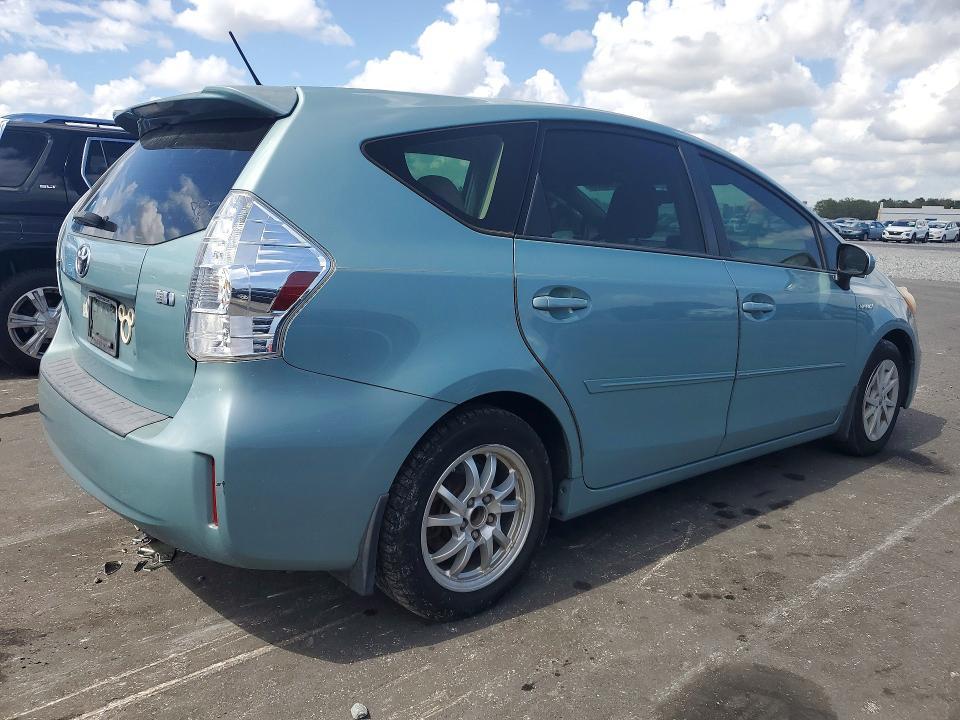 2014 Toyota Prius v Three