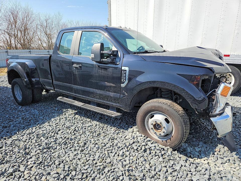 2020 Ford F350 XL DRW 4WD V8 EXT Cab 7.3L
