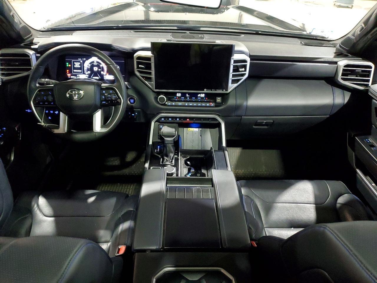 2023 Toyota Tundra Platinum