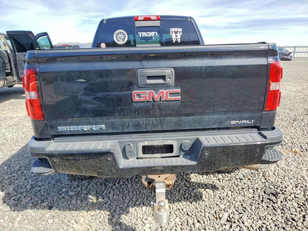 2017 GMC Sierra K2500 Denali