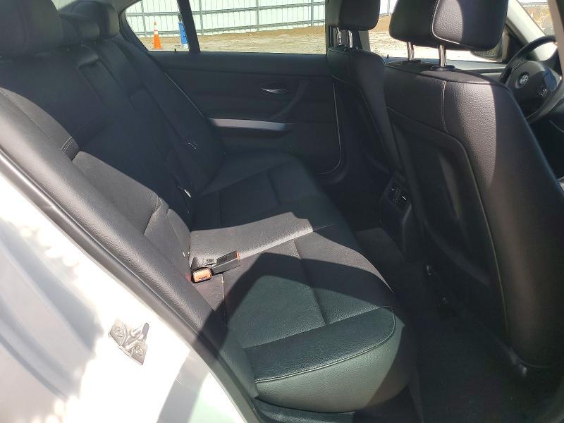 2011 BMW 328 i