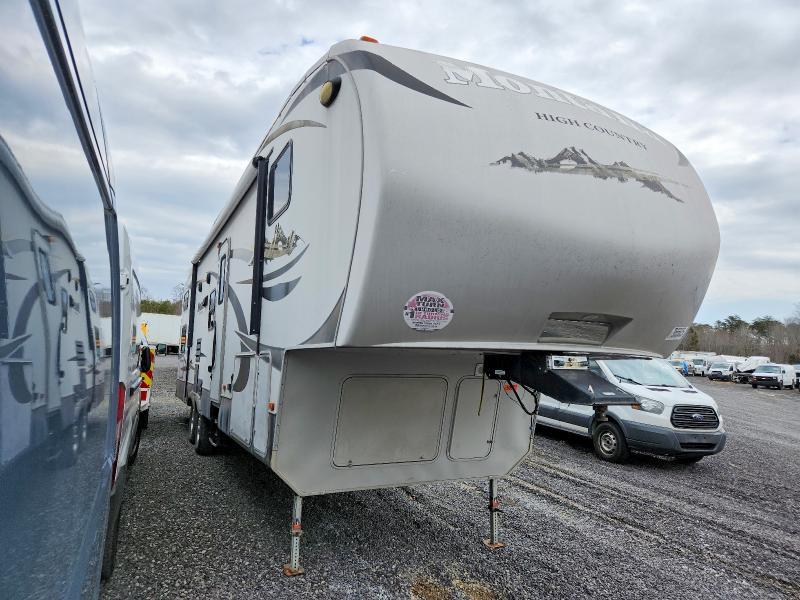 2011 Keystone Montana Camper