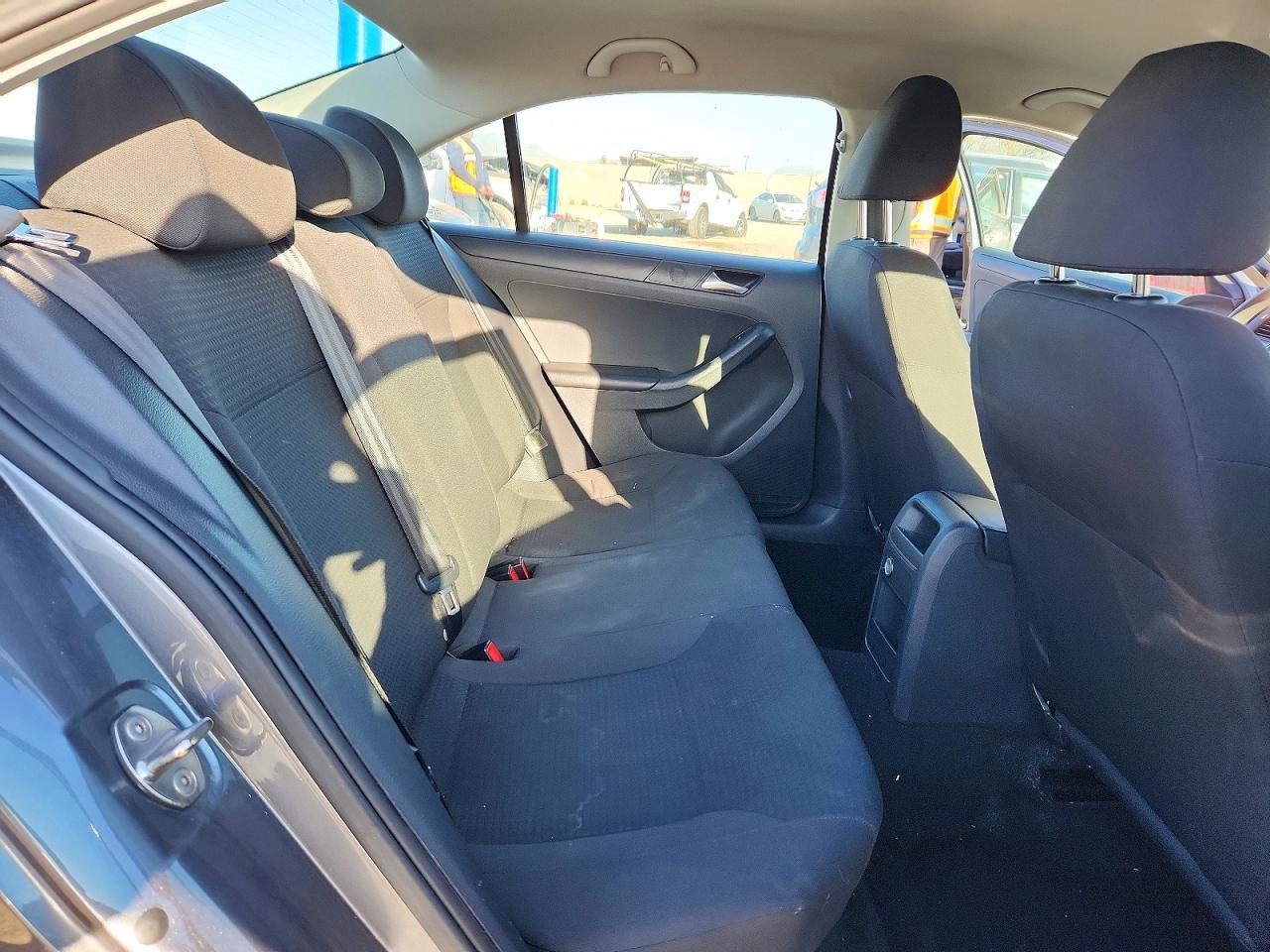 2015 Volkswagen Jetta Base