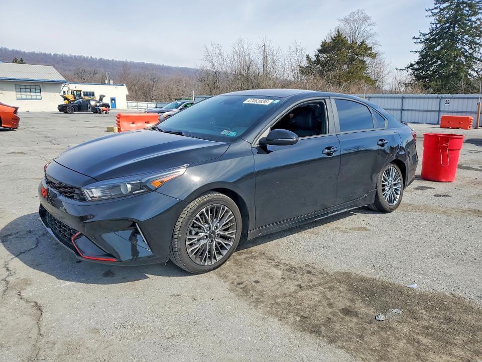 2023 KIA Forte Gt-line
