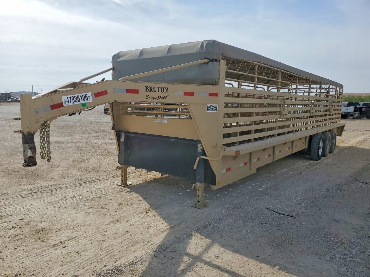 2024 Bruton Livestock Trailer