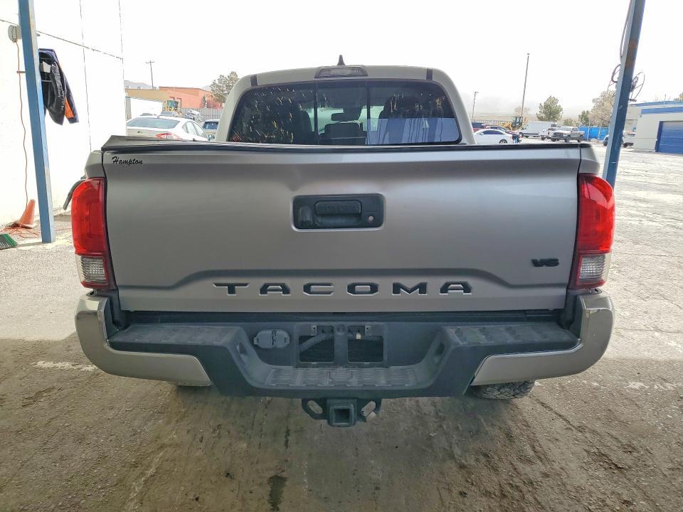 2022 Toyota Tacoma SR5 V6