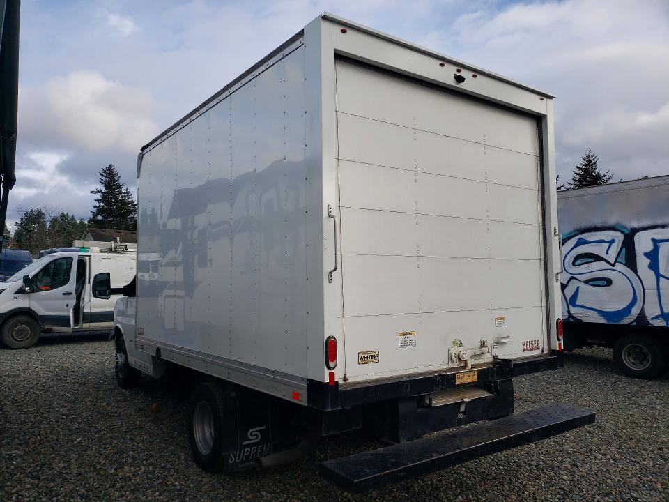 2022 Chev Rolet Express BOX Truck