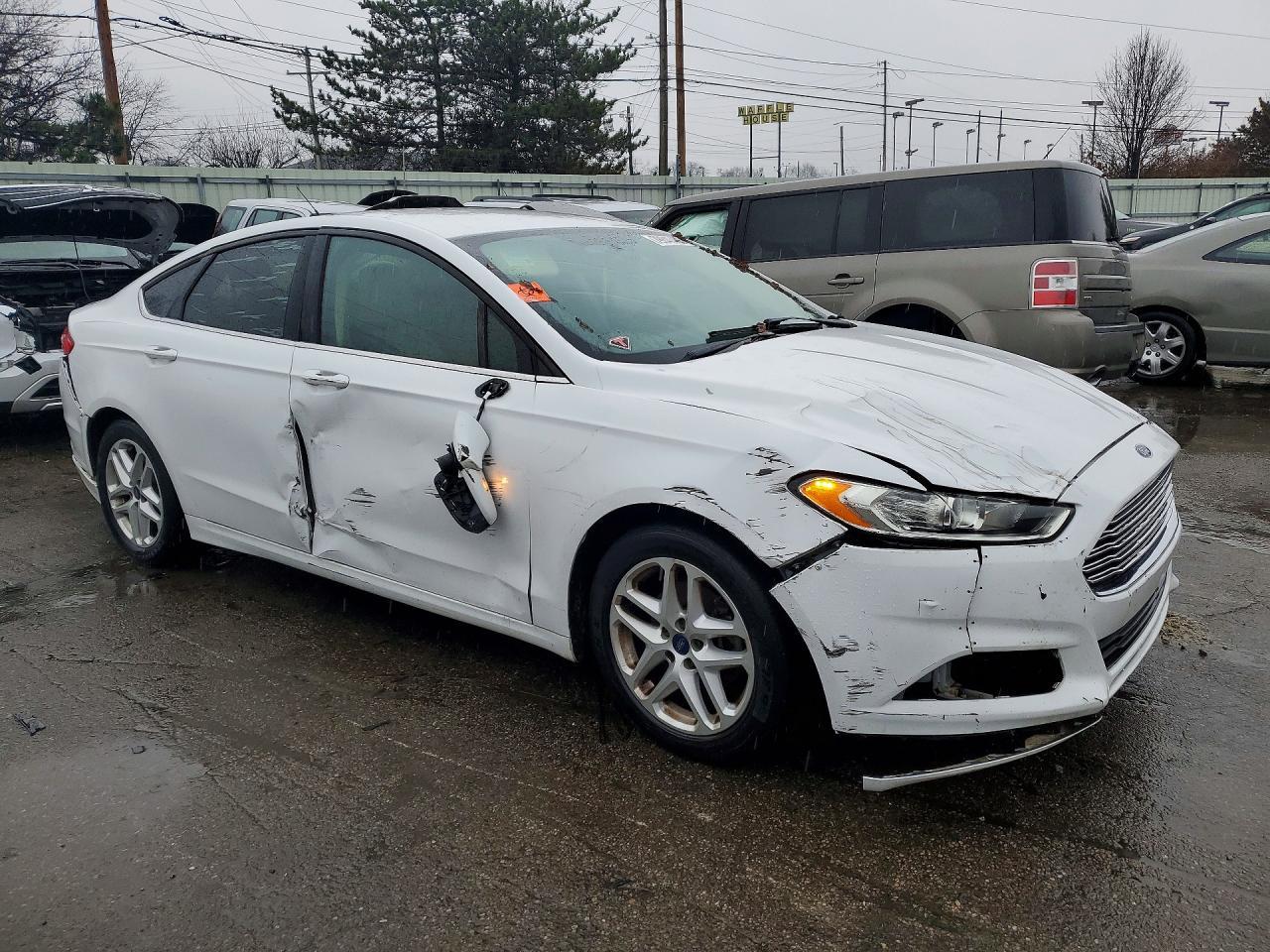 2016 Ford Fusion se