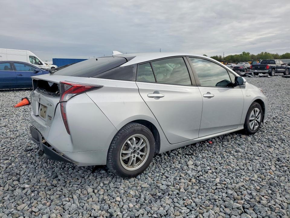 2016 Toyota Prius Four